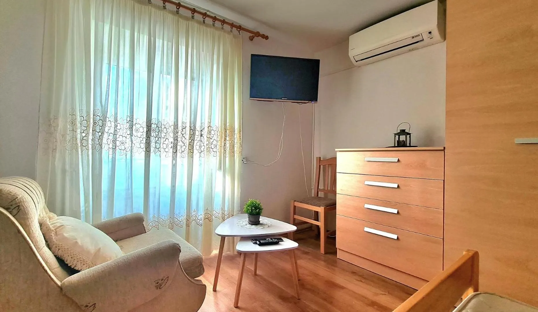 Apartment Apartman Antica 1 Sveti Anton  Croatia